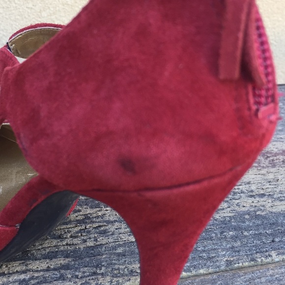 {Guess by Marciano}Size 6.5M Wine Stilettos - Picture 8 of 8
